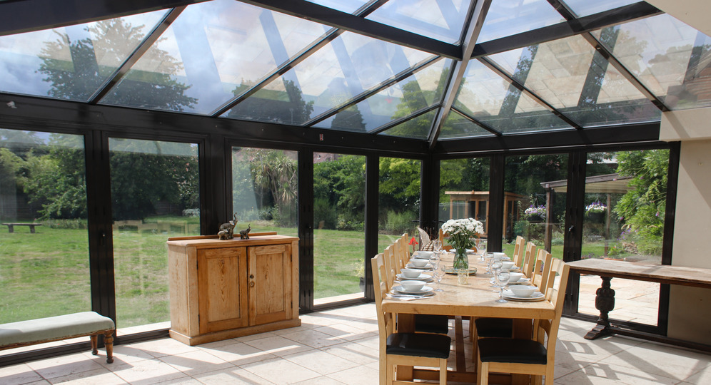 8 Bedroom Mansion In Farnborough